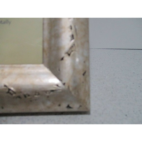 *Burnes of Boston Gray Distressed Carved Design 5"x 7" Table Top Photo Frame - Picture 4 of 7